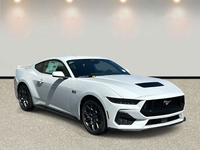 New 2026 Ford Mustang GT Premium w/ GT Performance Package RWD image 3