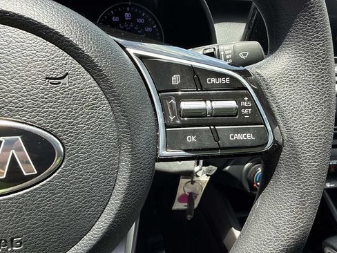 Used 2021 Kia Forte LXS FWD image 33