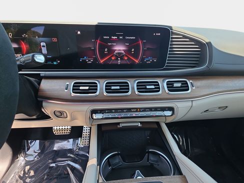 Used 2024 Mercedes-Benz GLE 63 AMG S image 20