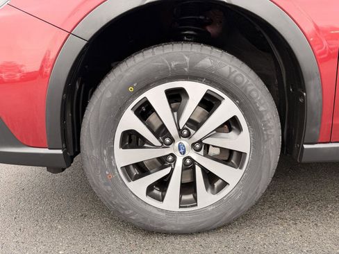 Used 2021 Subaru Outback Premium image 10