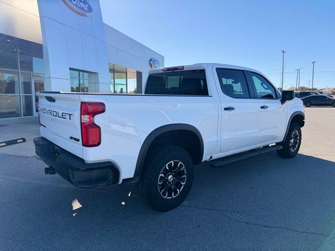 Used 2024 Chevrolet Silverado 1500 ZR2 w/ Technology Package AWD/4WD image 7