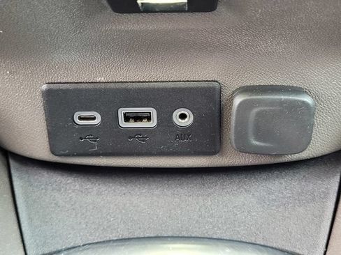 Used 2021 Chevrolet Malibu LS FWD image 12