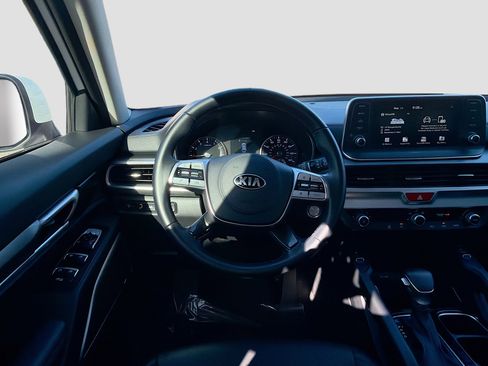 Used 2021 Kia Telluride S image 16