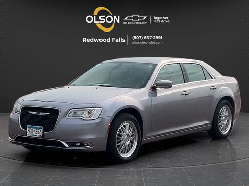 Used 2015 Chrysler 300 Limited w/ Driver Convenience Group AWD/4WD image 1