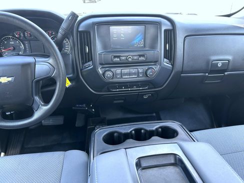 Used 2017 Chevrolet Silverado 1500 W/T AWD/4WD image 12