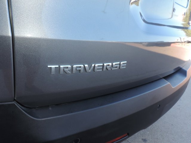 Used 2021 Chevrolet Traverse LT FWD image 12