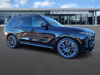 New 2025 BMW X7 M60i