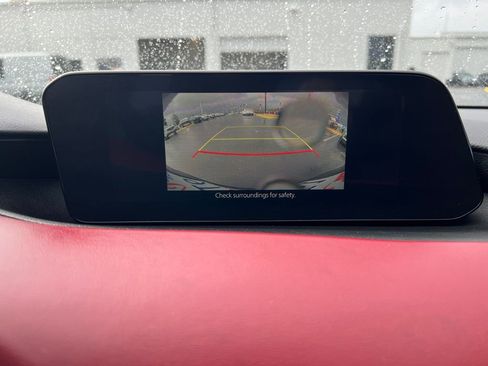 Used 2024 MAZDA MAZDA3 s image 22