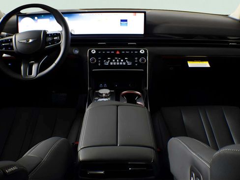 Used 2025 Genesis GV70 3.5T Sport w/ Sport Advanced Package AWD/4WD image 20