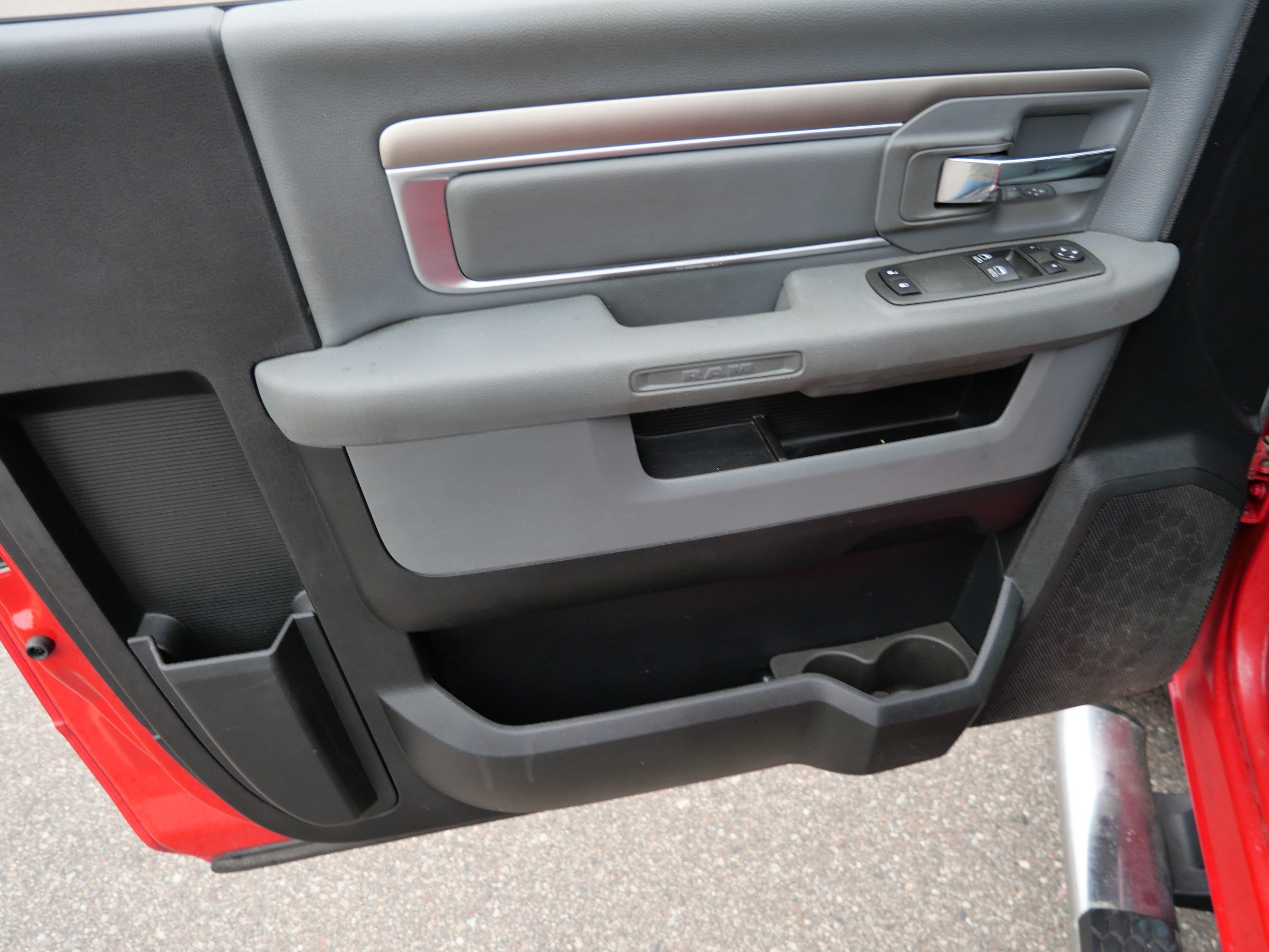 Used 2013 RAM 1500 Express AWD/4WD image 12