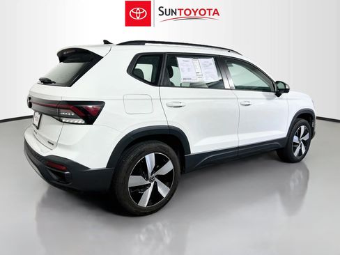 Used 2025 Volkswagen Taos S AWD/4WD image 4
