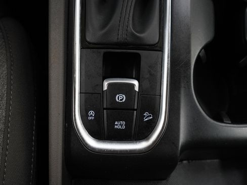 Used 2019 Hyundai Santa Fe SE AWD/4WD image 24