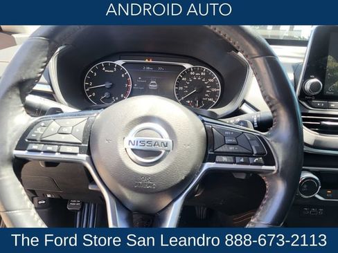 Used 2019 Nissan Altima 2.5 SR FWD image 11