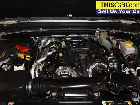 Used 2024 Jeep Wrangler Unlimited Rubicon image 25