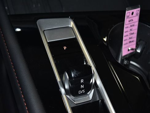 Certified 2025 Volkswagen Atlas Peak Edition SE image 12