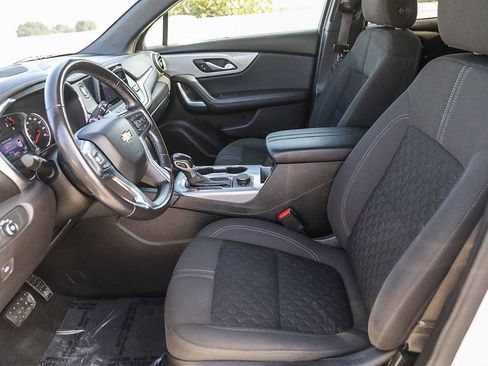 Used 2019 Chevrolet Blazer LT image 17