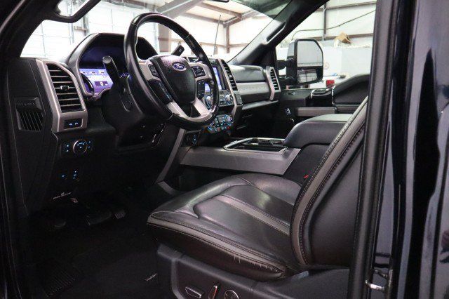 Used 2021 Ford F450 Platinum w/ FX4 Off-Road Package AWD/4WD image 39
