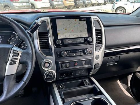 Used 2021 Nissan Titan SV w/ SV Convenience Package AWD/4WD image 9