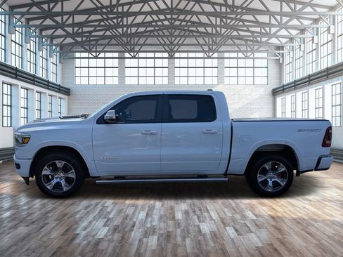 Used 2022 RAM 1500 Laramie AWD/4WD image 6