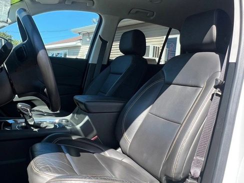 Used 2021 Chevrolet Traverse LT w/ LPO, Cargo Package image 11