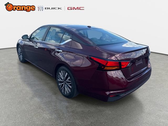 Used 2025 Nissan Altima 2.5 SV FWD image 5