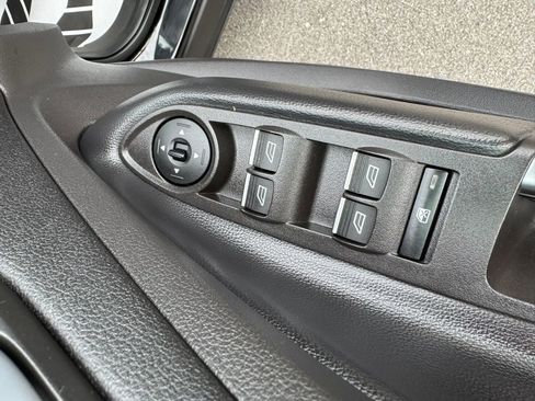 Used 2019 Ford Escape Titanium image 26