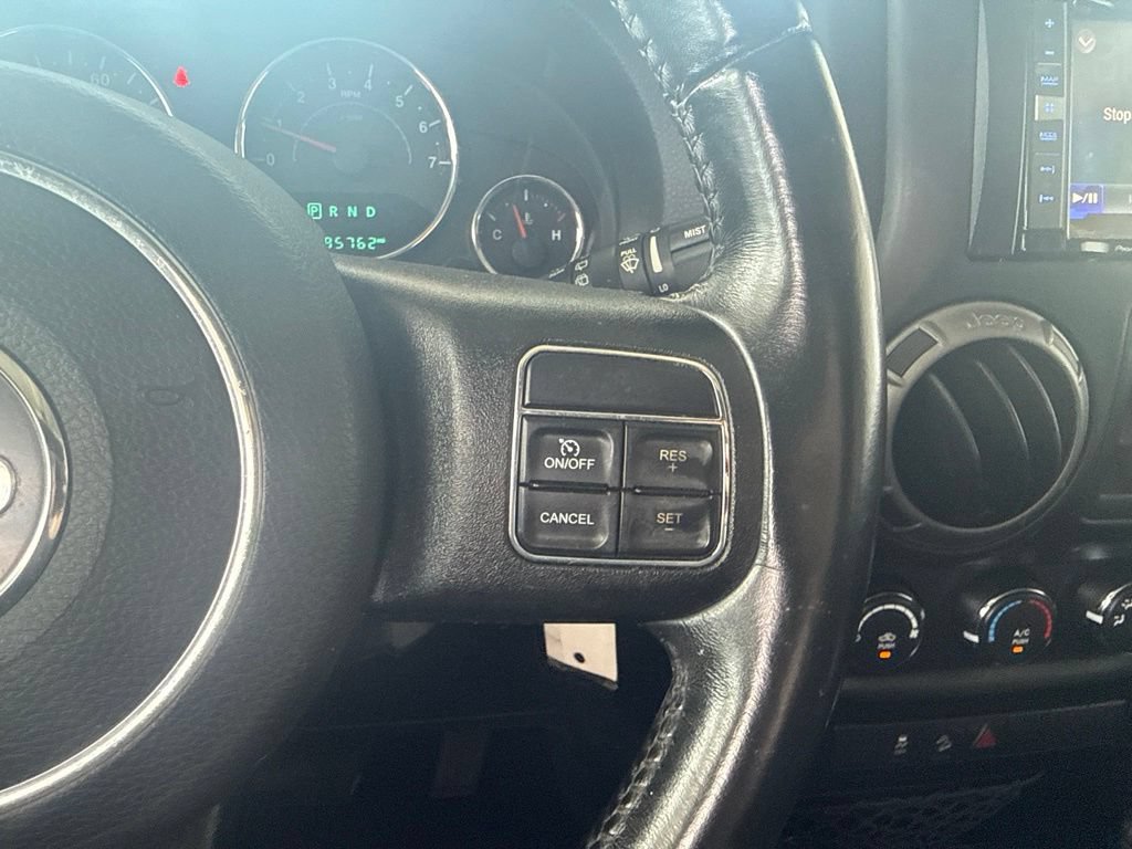 Used 2018 Jeep Wrangler Unlimited Sport S AWD/4WD image 24