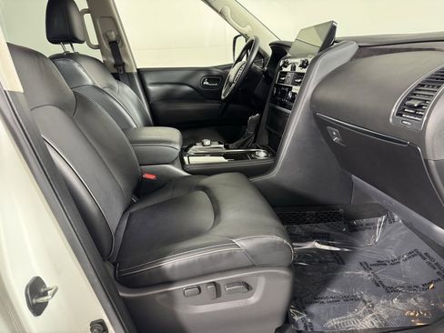 Used 2024 INFINITI QX80 Luxe w/ Cargo Package image 19