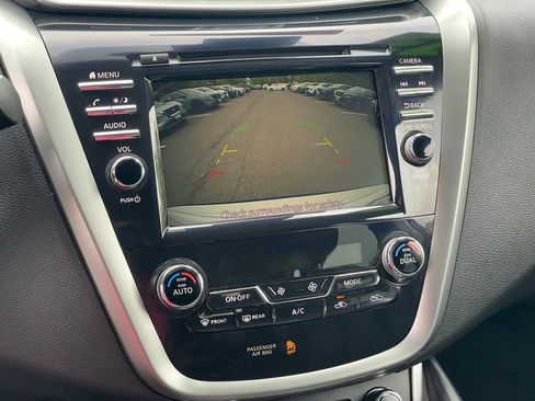 Certified 2024 Nissan Murano SV w/ SV Midnight Edition Package AWD/4WD image 22