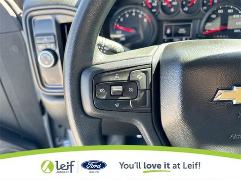 Used 2022 Chevrolet Silverado 1500 Custom image 32