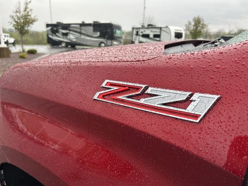 Used 2021 Chevrolet Silverado 1500 RST AWD/4WD image 13