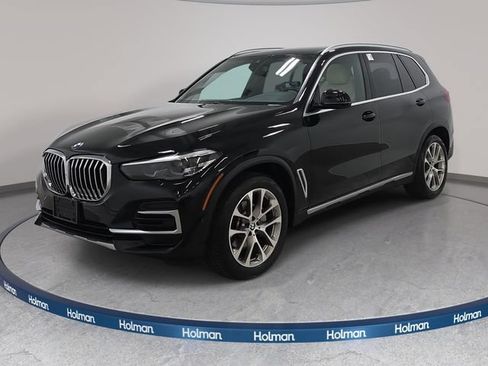 Used 2022 BMW X5 xDrive40i AWD/4WD image 1