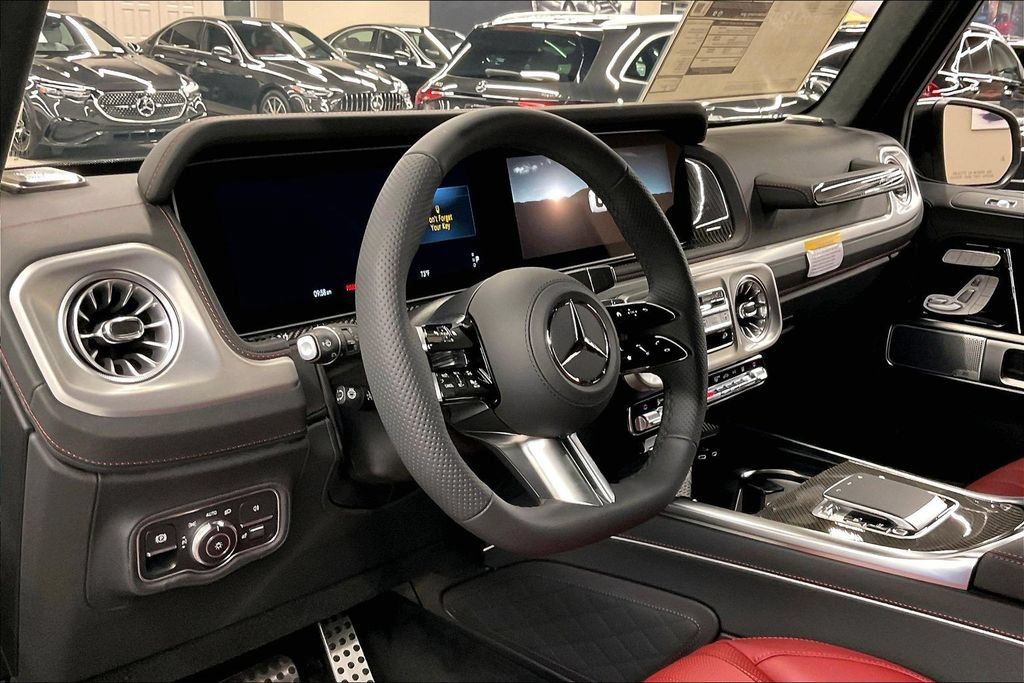 New 2027 Mercedes-Benz G 580 e image 6