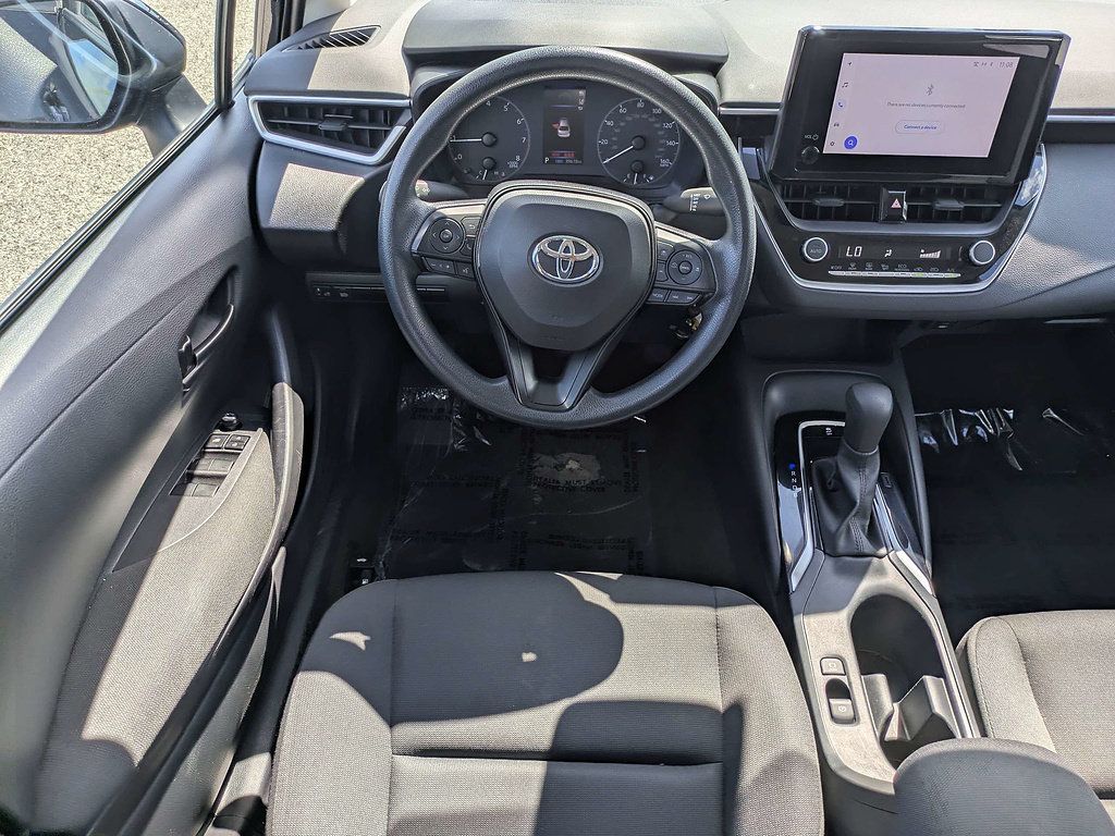 Used 2024 Toyota Corolla LE FWD image 15