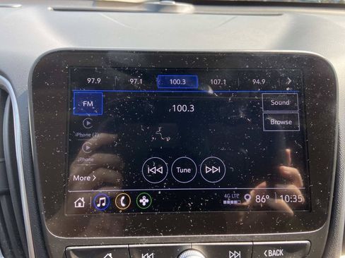 Used 2025 Chevrolet Malibu LS FWD image 35