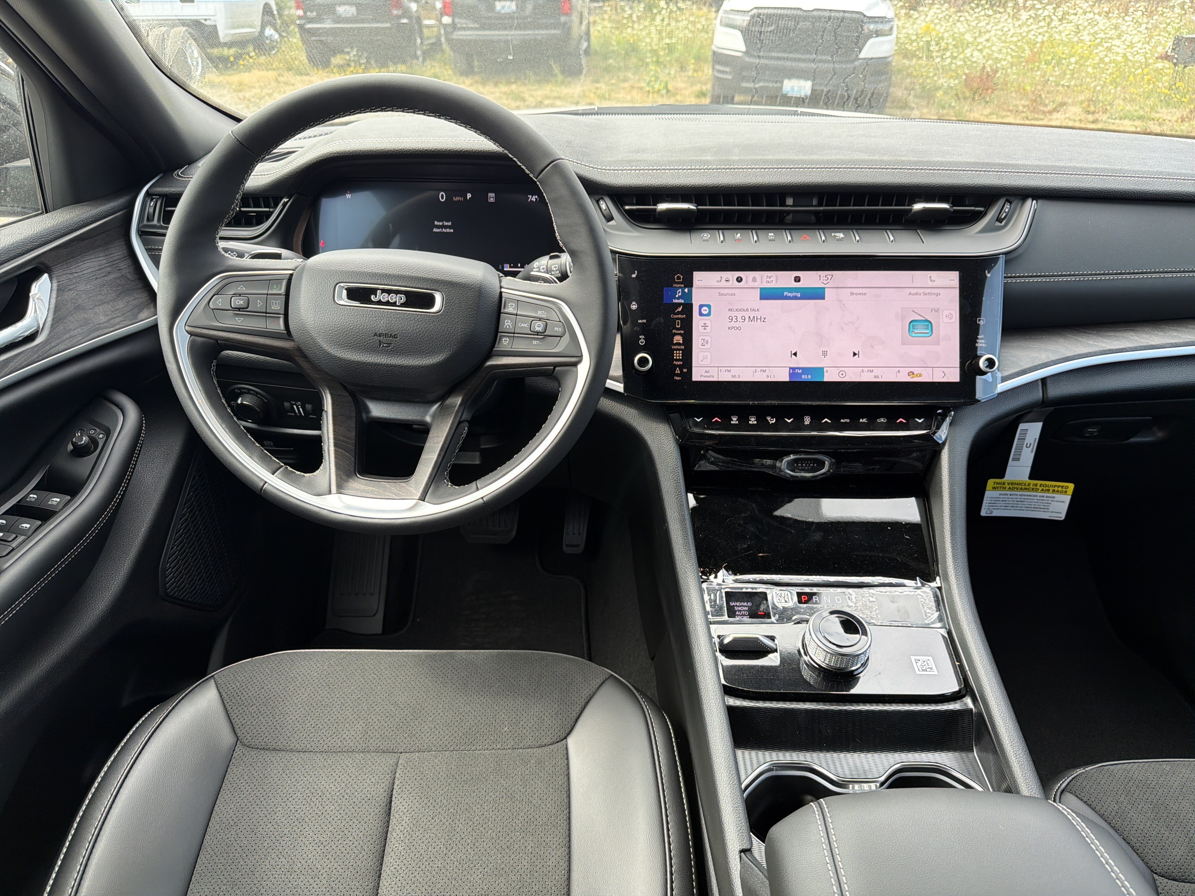 New 2026 Jeep Grand Cherokee Altitude AWD/4WD image 14