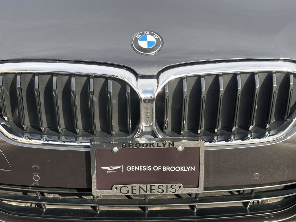 Used 2023 BMW 530i xDrive w/ Convenience Package AWD/4WD image 8