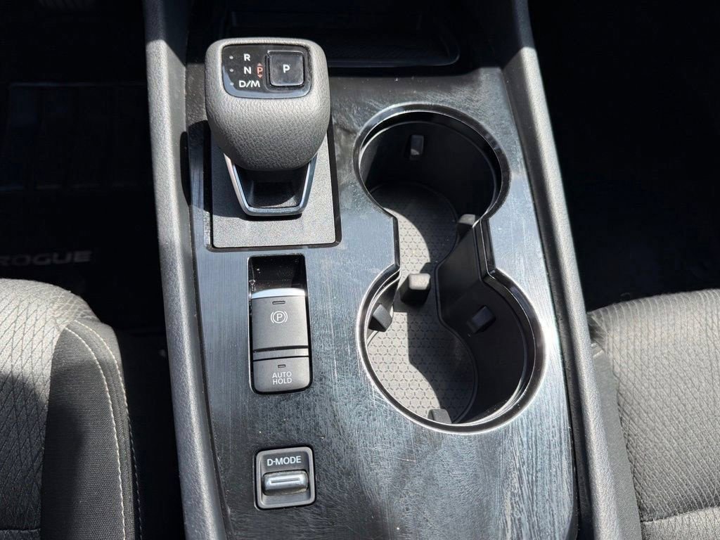 Used 2025 Nissan Rogue SV FWD image 27