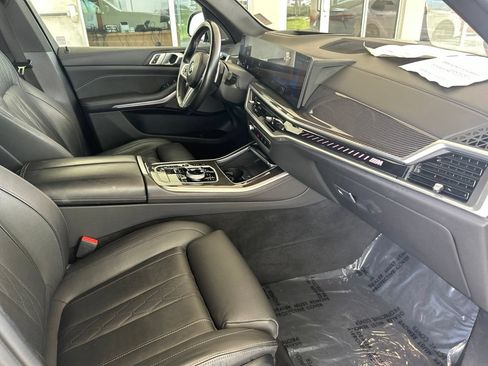 Used 2024 BMW X5 M60i AWD/4WD image 27