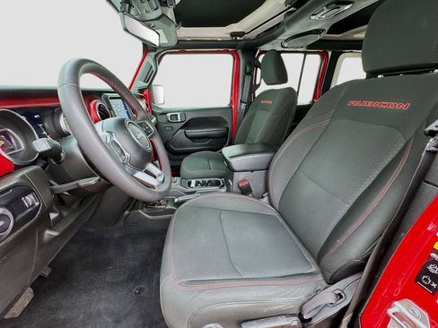 Used 2023 Jeep Wrangler Unlimited Rubicon AWD/4WD image 13
