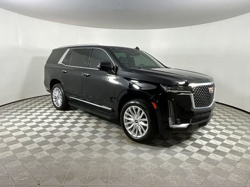 Used 2023 Cadillac Escalade Luxury image 6