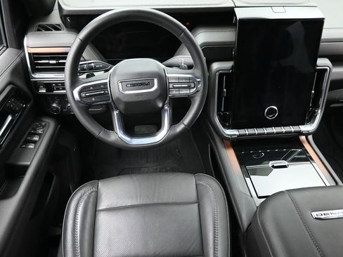 Used 2025 GMC Yukon Denali w/ LPO, Floor Liner Package image 12