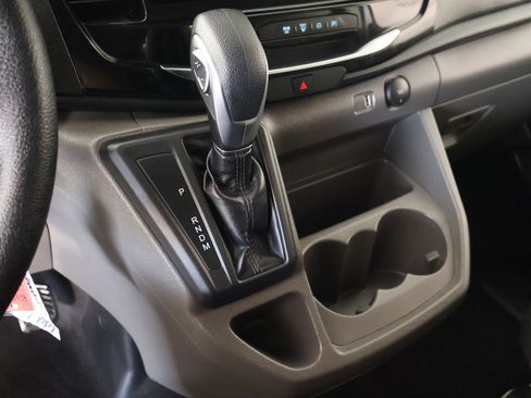 Used 2025 Ford Transit 350 XLT RWD image 8