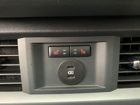 Certified 2025 Ford F150 Lariat w/ Equipment Group 502A High image 17