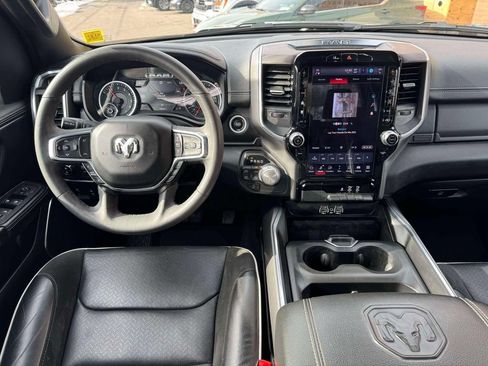 Used 2025 RAM 1500 Laramie AWD/4WD image 18