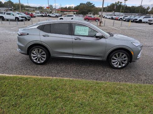 New 2026 Buick Envista Avenir image 6