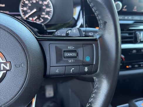 Certified 2024 Nissan Pathfinder SV image 20