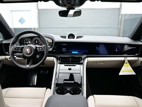 Certified 2026 Porsche Panamera 4 AWD/4WD image 21
