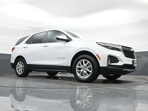 Used 2024 Chevrolet Equinox LT AWD/4WD image 43