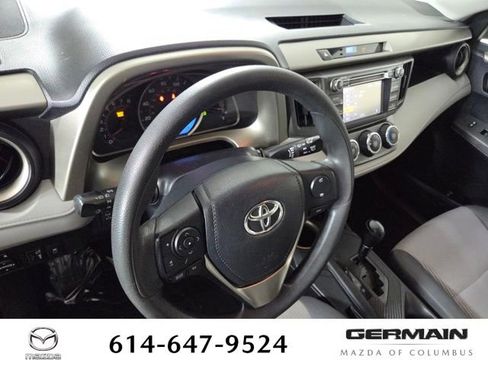 Used 2013 Toyota RAV4 LE image 8